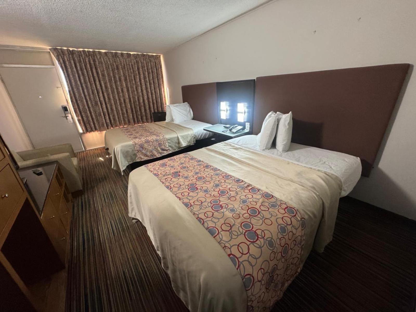 Discovery Inn Lafayette Kültér fotó